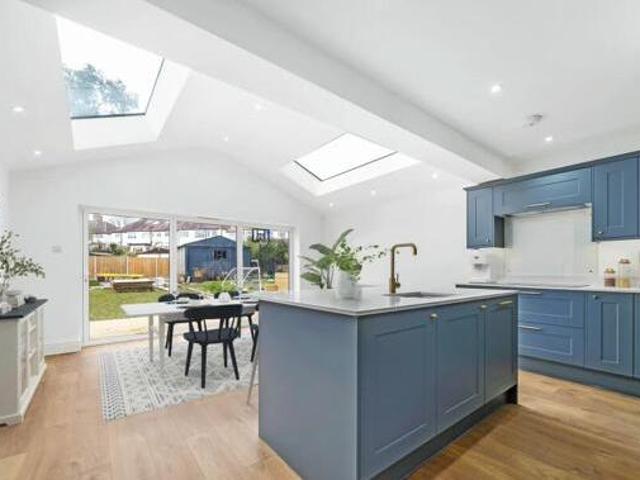 4 Bedroom Semi detached House For Sale In Beckenham