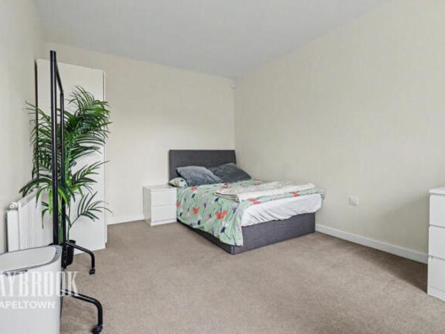 4 bedroom semi detached house for sale in Birchlands Drive, Sheffield, S4