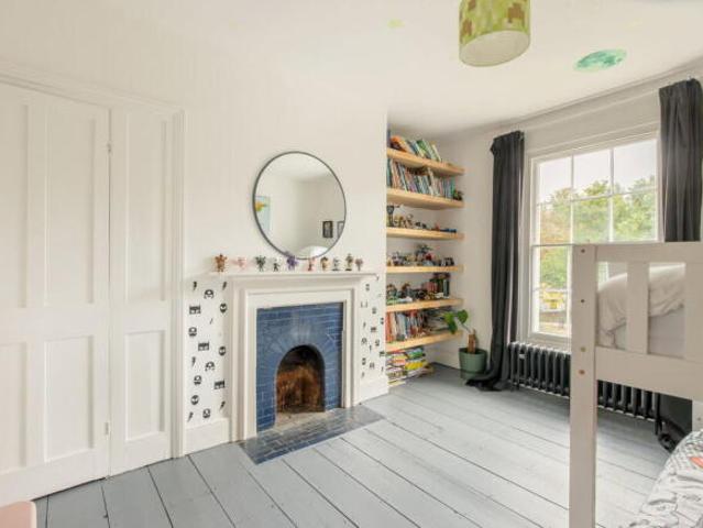 4 bedroom semi detached house for sale in Chesterton Road, Cambridge, CB4 3AR, CB4