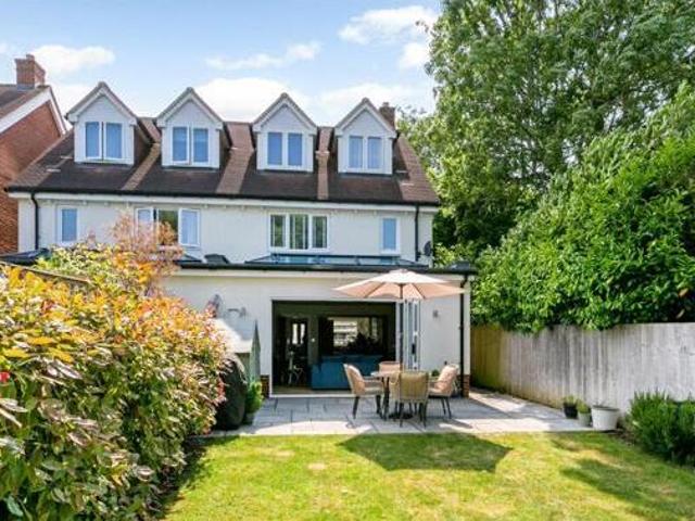 4 Bedroom Semi detached House For Sale In Chinnor