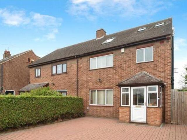 4 Bedroom Semi detached House For Sale In Grays, Essex