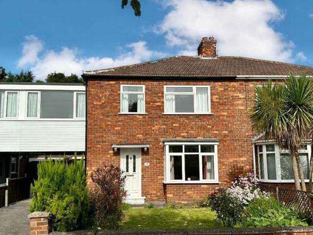 4 Bedroom Semi detached House For Sale In Guisborough, North Yorkshire