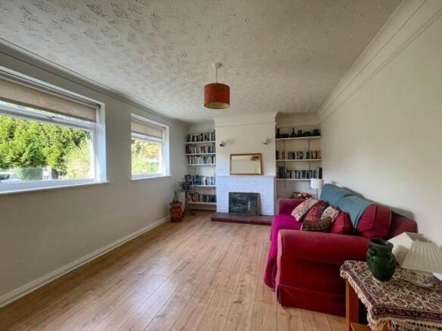 4 bedroom semi detached house for sale in Oak Tree Avenue, Cambridge, CB4