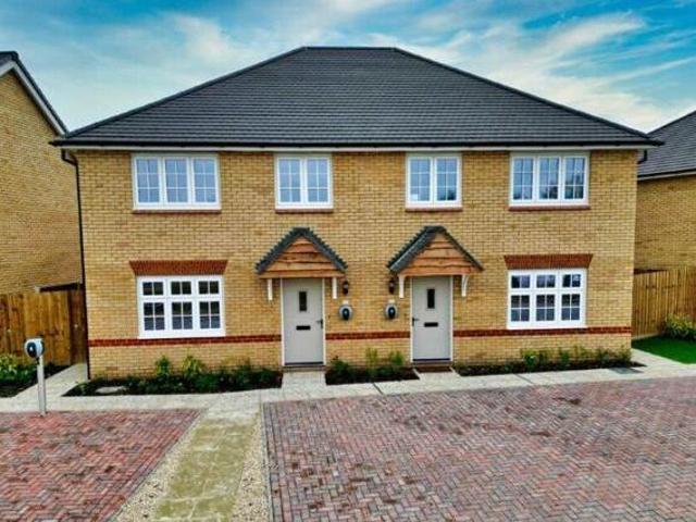 4 Bedroom Semi detached House For Sale In Orpington Road