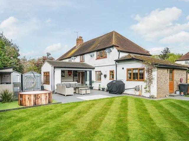 4 Bedroom Semi detached House For Sale In Ripley