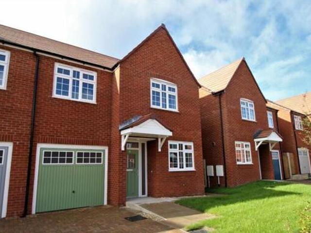 4 Bedroom Semi detached House For Sale In Sandbach, Cheshire