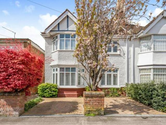 4 Bedroom Semi detached House For Sale In Southampton, Hampshire