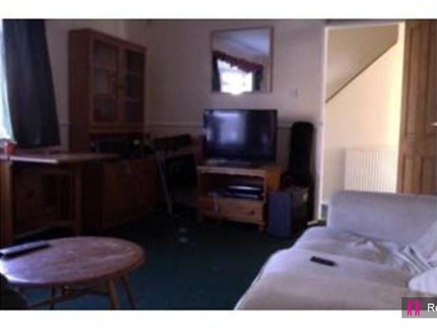 4 bedroom semi detached house for rent