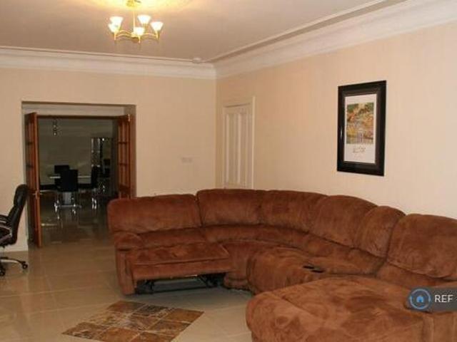 4 Bedroom Semi detached House For Rent In Westhill
