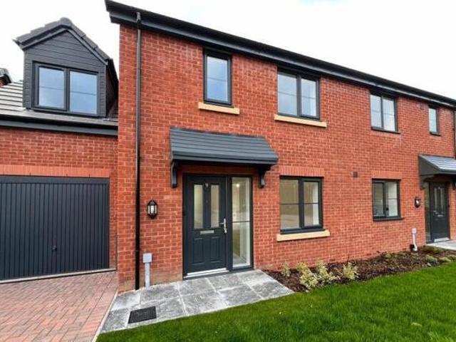 4 Bedroom Semi detached House For Rent In Abbey Road