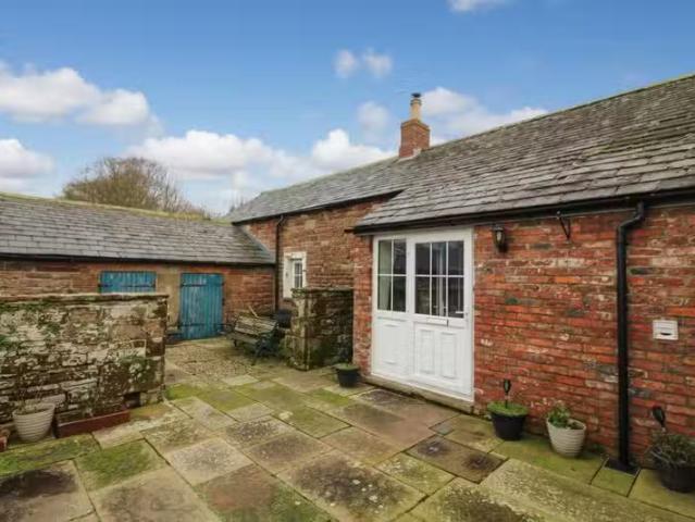 4 bedroom semi detached house for rent in Aglionby, Carlisle.