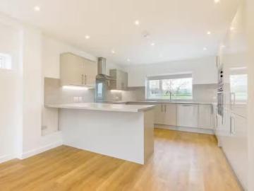 4 bedroom semi detached house for rent in Horton Road, Horton.