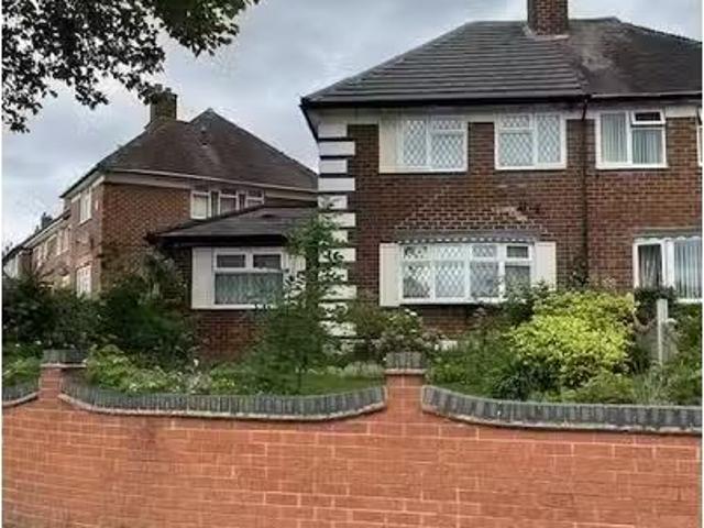 4 bedroom semi detached house for rent in Kelynmead Road, Kitt.
