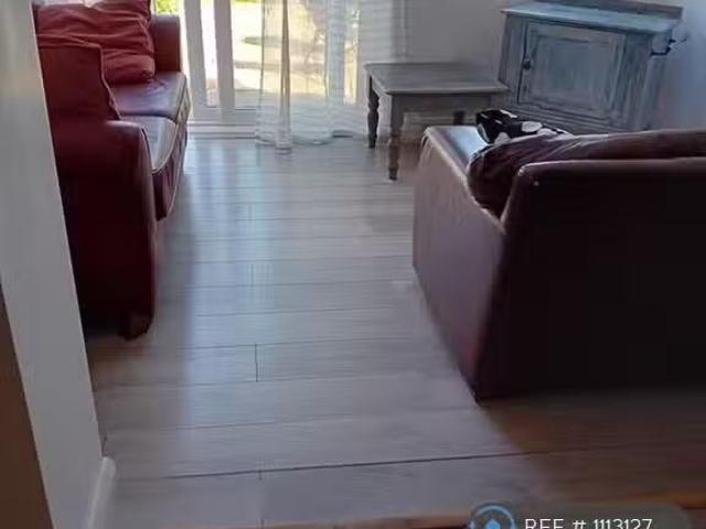 4 bedroom semi detached house for rent in Pen Park Road, Brist.