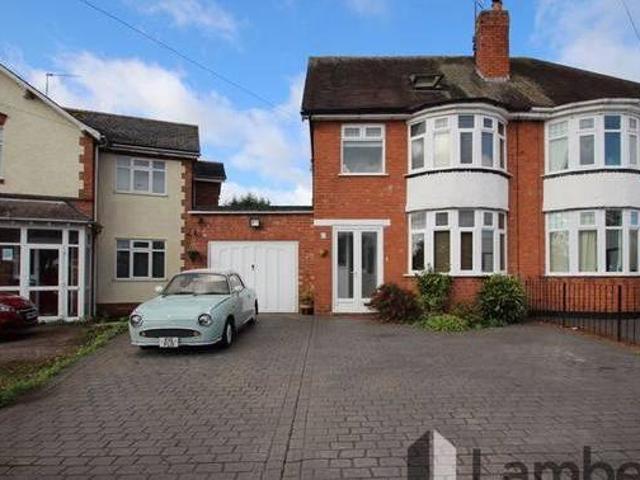 4 bedroom semidetached house for sale in Crooks Lane Studley B80