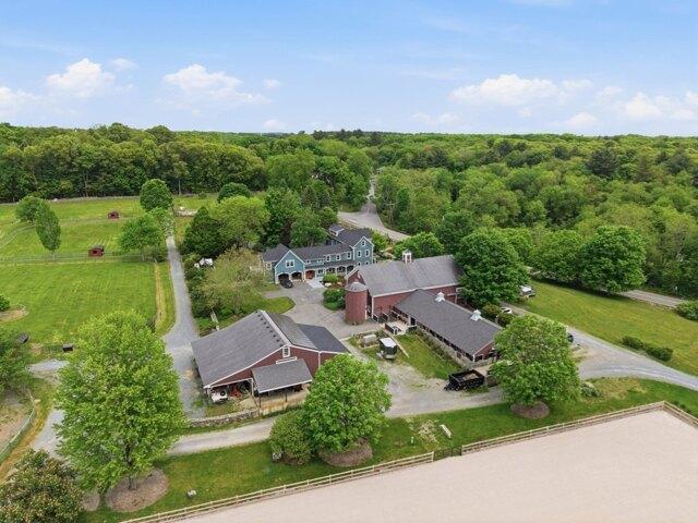 4 bedroom, Sherborn MA 01770 105492769