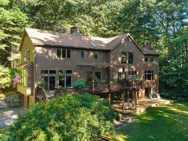 4 bedroom, Sherborn MA 01770 105561030