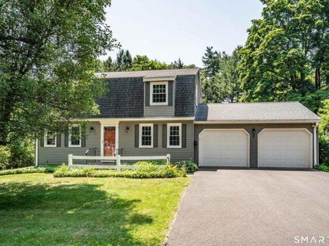 4 bedroom, Simsbury CT 06070 104687315