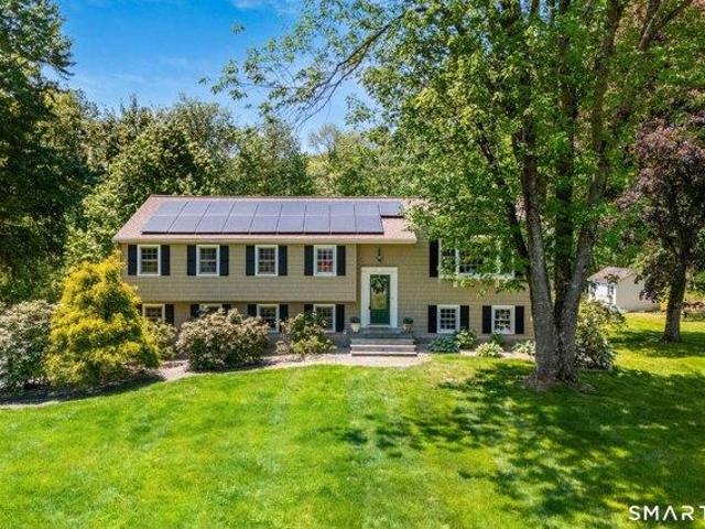 4 bedroom, Simsbury CT 06092 104836042