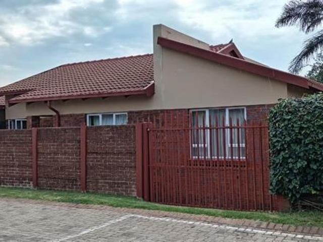 4 Bedroom Simplex in Radiokop
