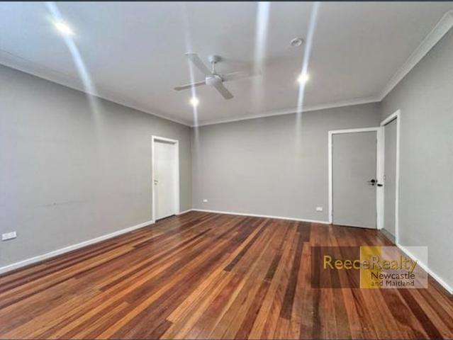 4 Bedroom, spacious property in prime location