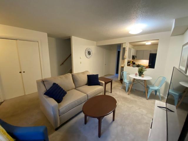 4 Bedroom Student Townhomes in the Heart of Burlington