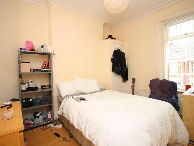 4 bedroom Student End of terrace house to rent in Glenthorn Road, Jesmond, Newcastle upon Tyne