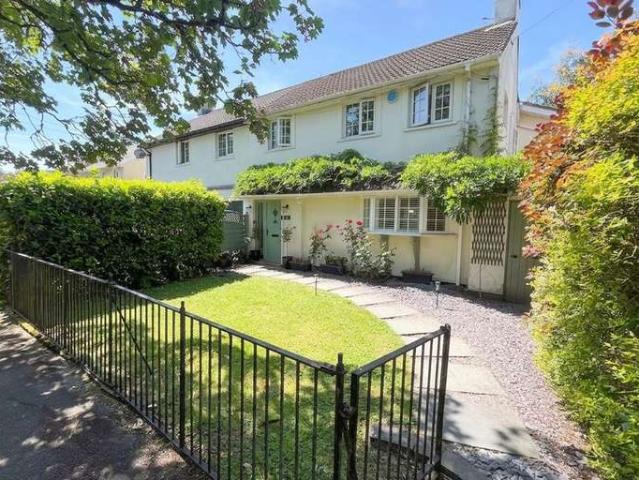 4 Bedroom Studio Flat