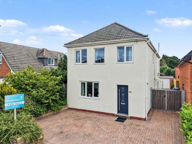 4 Bedroom Studio Flat