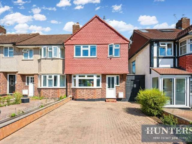4 Bedroom Studio Flat