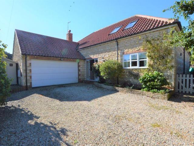 4 bedroom stone house for sale