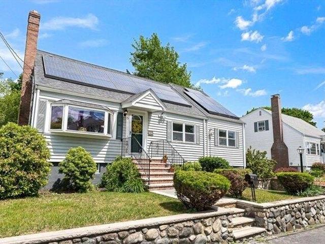 4 bedroom, Stoneham MA 02180 104542710