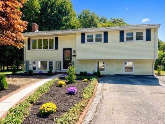 4 bedroom, Stoughton MA 02072 105560924