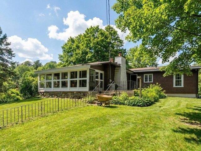 4 bedroom, Stoughton MA 02072 105632661