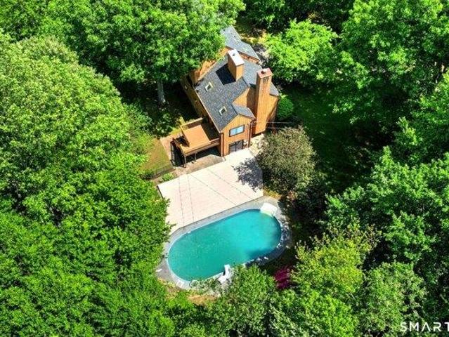 4 bedroom, Stratford CT 06614 104808213
