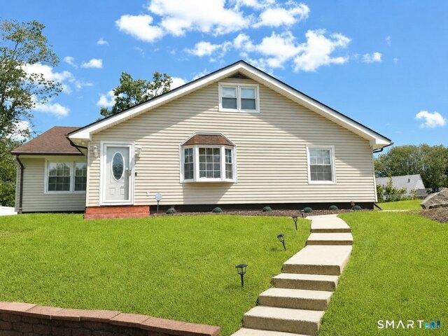 4 bedroom, Stratford CT 06614 105440419