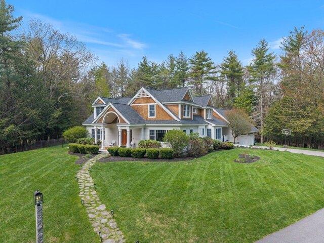 4 bedroom, Stratham NH 03885 104329194