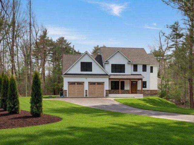 4 bedroom, Stratham NH 03885 104331445