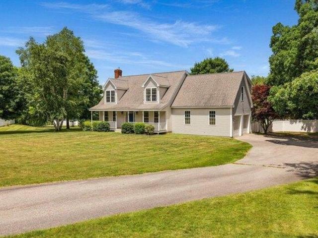 4 bedroom, Stratham NH 03885 105533131