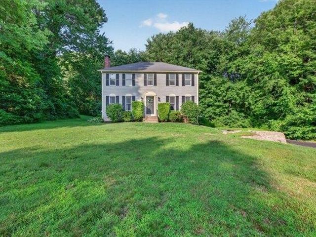 4 bedroom, Sutton MA 01590 104479227
