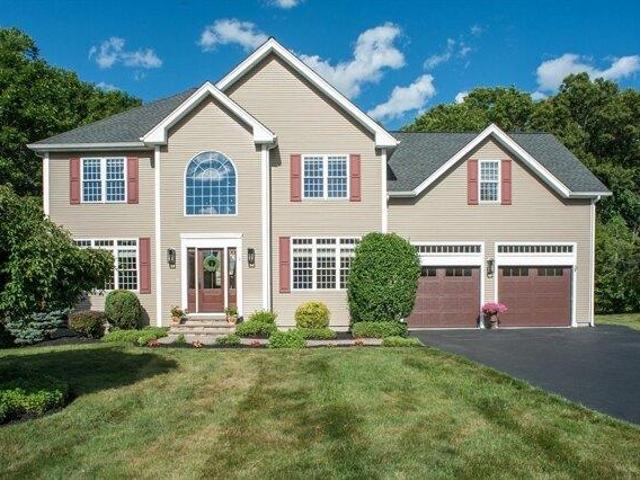 4 bedroom, Sutton MA 01590 104540644