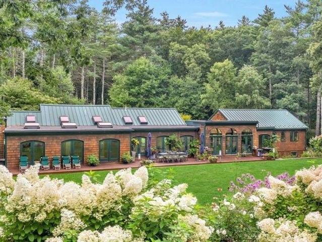 4 bedroom, Sudbury MA 01776 105552982