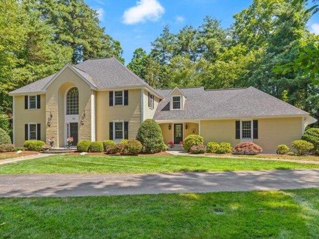 4 bedroom, Sudbury MA 01776 105558463