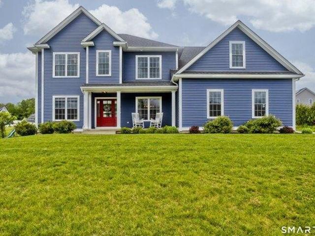 4 bedroom, Suffield CT 06078 104539351