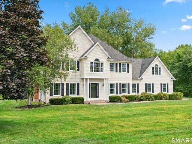 4 bedroom, Suffield CT 06078 105403286