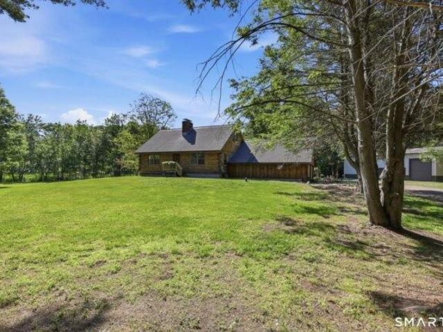 4 bedroom, Suffield CT 06093 104515212