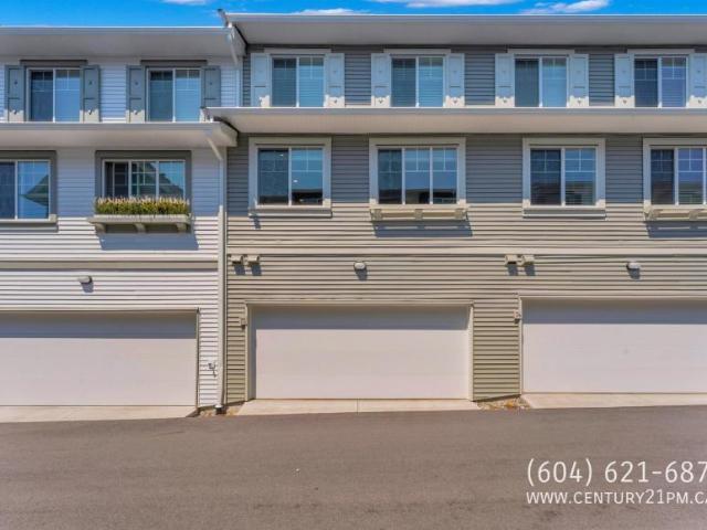 4 bedroom, Surrey BC V4N 6W2 105840195