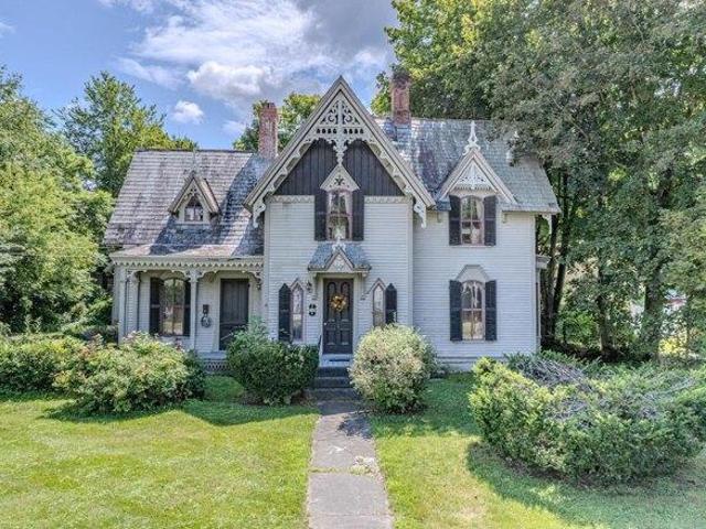 4 bedroom, Poultney VT 05764 105533412