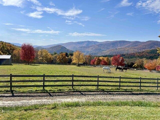 4 bedroom, Pownal VT 05260 104608787