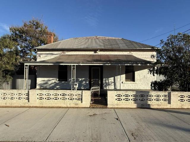 4 Bedroom House Port Pirie SA 101909465